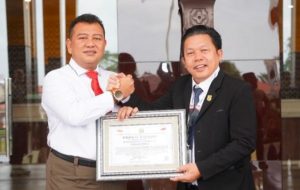 Direktorat Krimsus Polda Riau Terima Presisi Award dari LEMKAPI atas Keberhasilan Berantas Judi Online